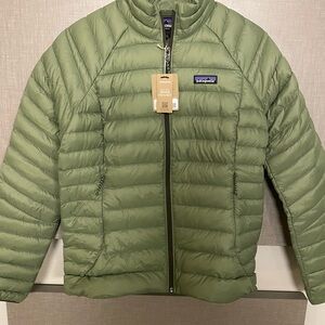 Patagonia Women's Green Down Jacket